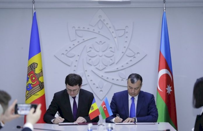 Azərbaycan və Moldova arasında sənəd imzalanıb