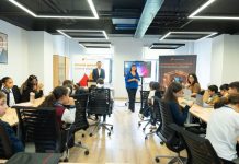 “Atəşgah” Sığorta və ASAN birgə məktəblilər üçün maarifləndirici təlimlərə start verib